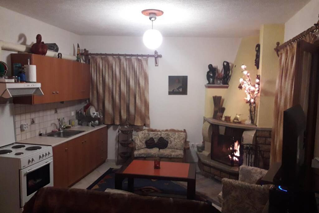 Appartement Efis House à Kalívia Extérieur photo